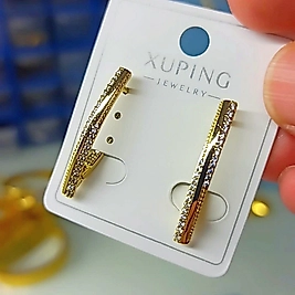 Xuping 14K Uzun Taşlı Küpe