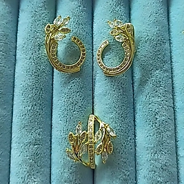 Yaprak Figürlü 14K Set