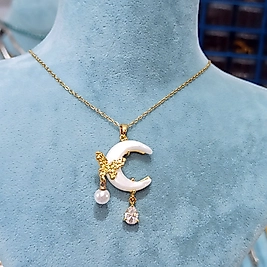 Çelik Gold Kaplama Ay 🌙 Mineli 🦋Li Kolye