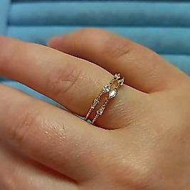 14K Çift Sıra Taşlı Zarif Yüzük