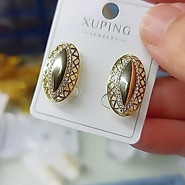 Xuping Badem Taşlı Küpe