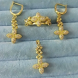 Çelik 14K Yonca Taşlı 3 Lü Set