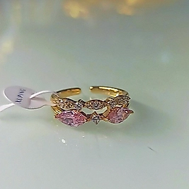 Pembe Taşlı Yüzük