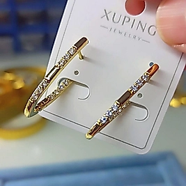 Xuping 14K Uzun Taşlı Küpe