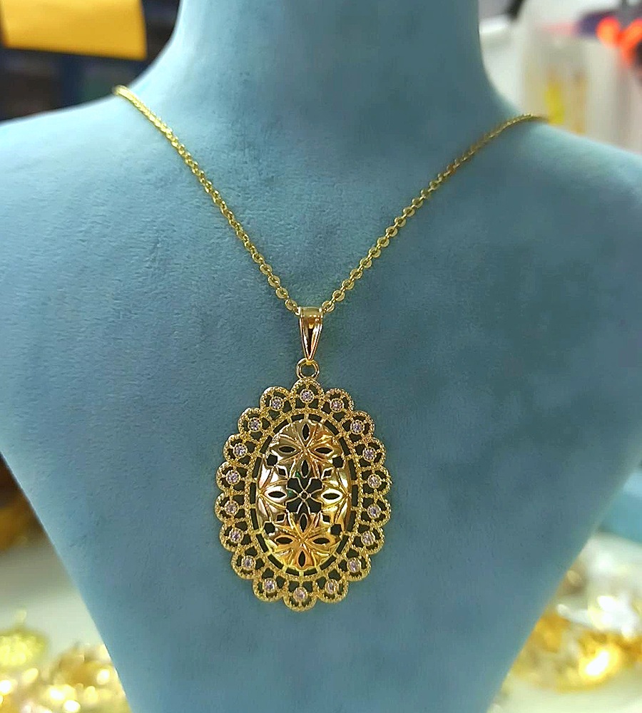 14K Xuping Oval Taşlı Kolye