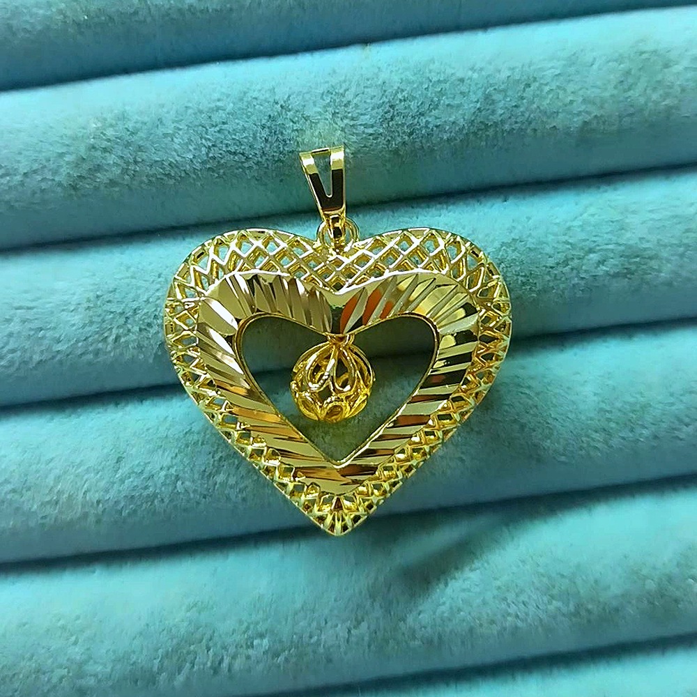 14K Kalp 💛 Kolye Uc