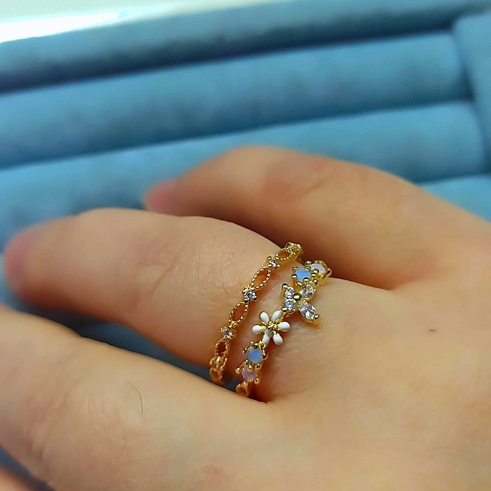 14K Çiçeli Çift Sıra Yüzük